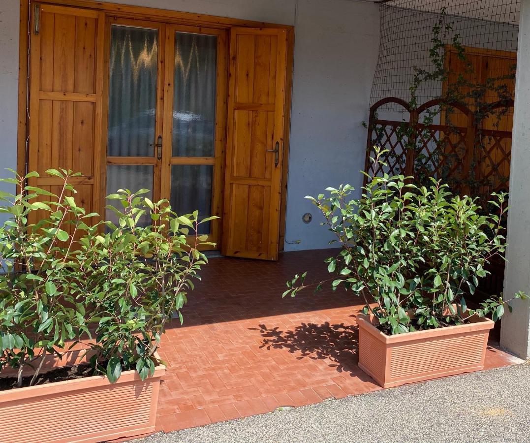 Umbria Vacanze Apartamento Stroncone Exterior foto